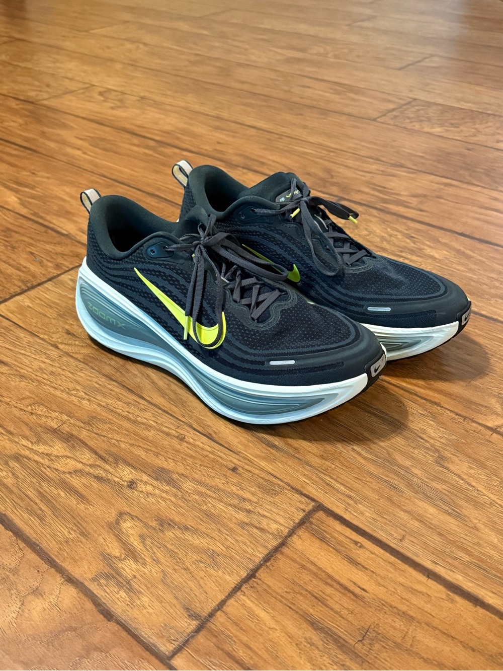 Men's Nike Vomero Plus Seaweed/Volt-Cannon-Green Haze Sz 12